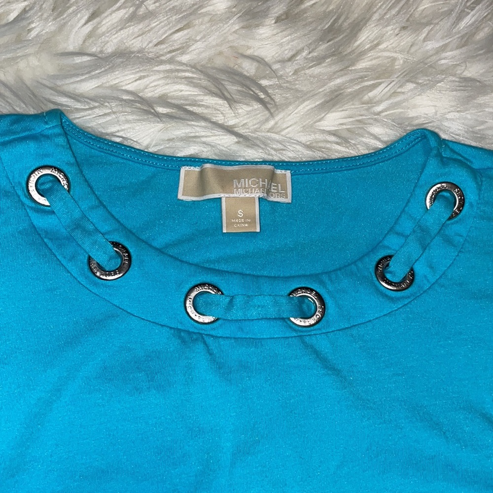 5 for $25🎈Gorgeous Michael kors blue top - Picture 3 of 7